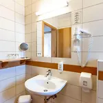 Bau ホテル マリボル