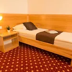 Bau ホテル マリボル