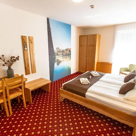 Bau Μαριμπόρ