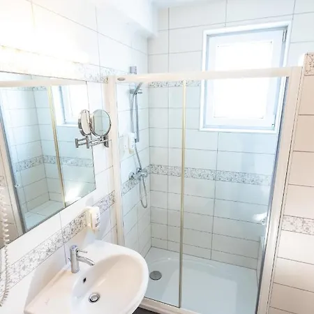 Bau Hotel 4*
