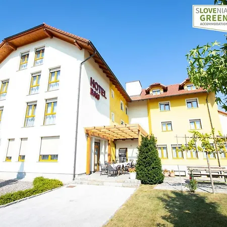 Bau Μαριμπόρ