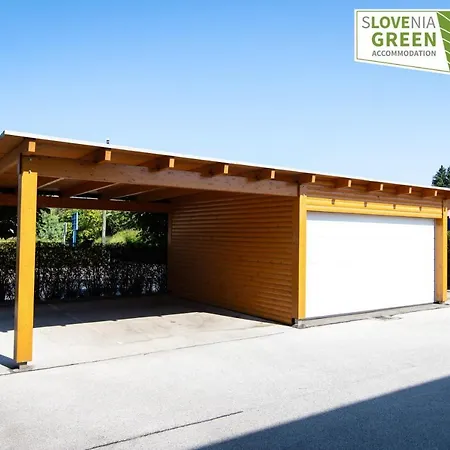 Bau Ξενοδοχείο