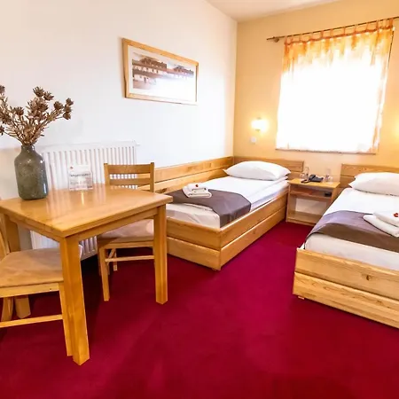 Bau Hotel