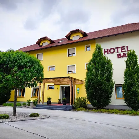 Hotel Bau 4*