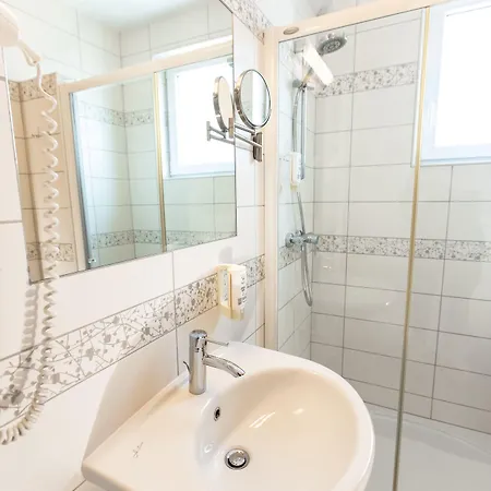 Bau 4* Μαριμπόρ