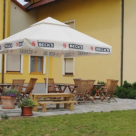 Bau 4* Μαριμπόρ