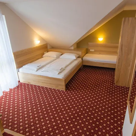 Bau Hotel 4*